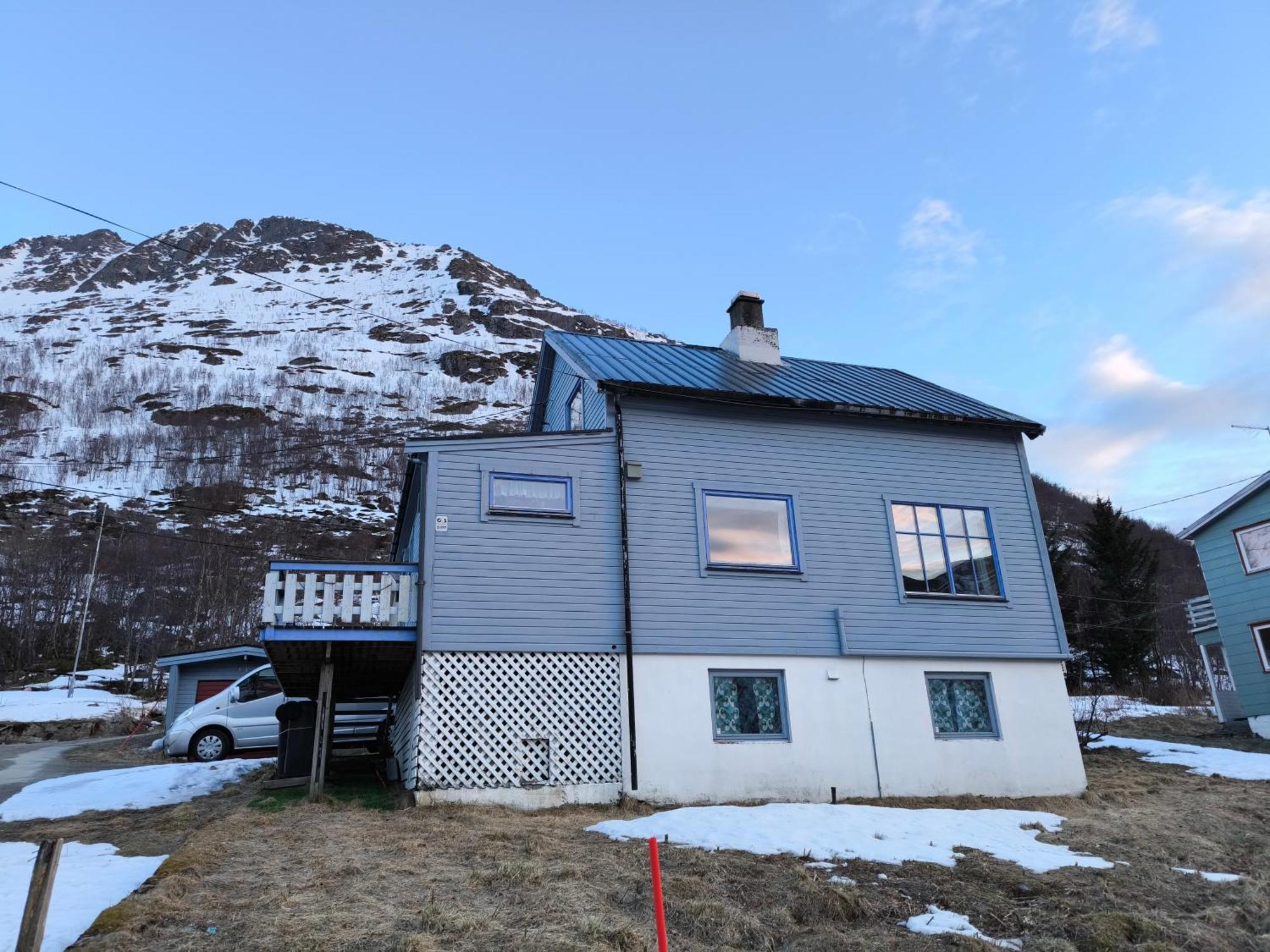 Hus Gryllefjord Villa Buitenkant foto